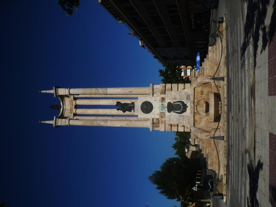 Alojamiento Turístico La Tinaja Requena Exterior foto