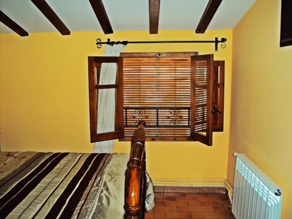 Alojamiento Turístico La Tinaja Requena Habitación foto