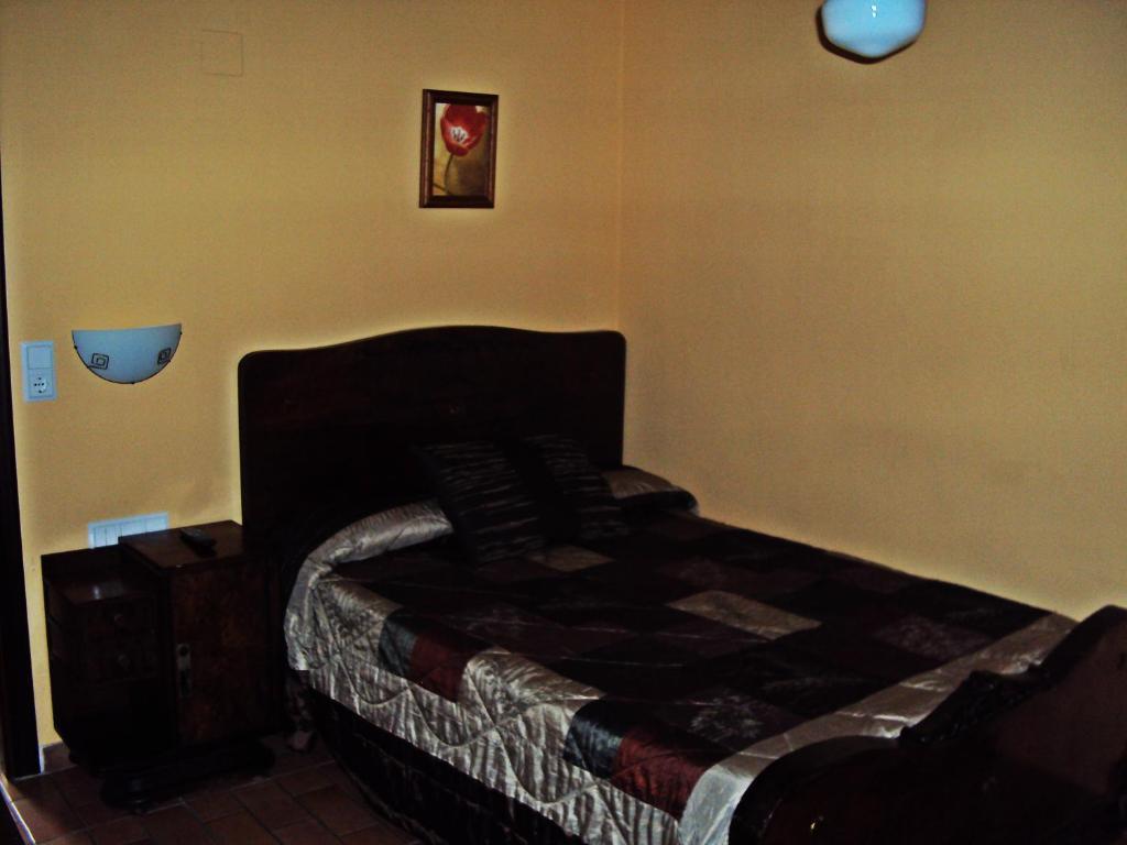 Alojamiento Turístico La Tinaja Requena Habitación foto